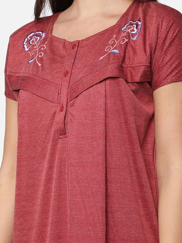Be You Maroon Cotton Striped Maternity / Feeding  Gown for Women