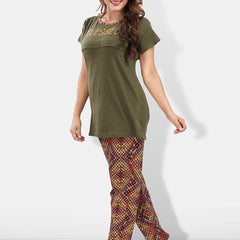 Be You Typography Printed Maternity Night Suit